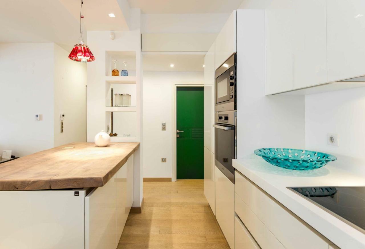 Stylish 3-Bedroom Apartment & Terrace 테살로니키 외부 사진